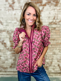 Charla Abstract Top