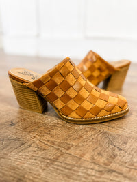 Angela Woven Mule