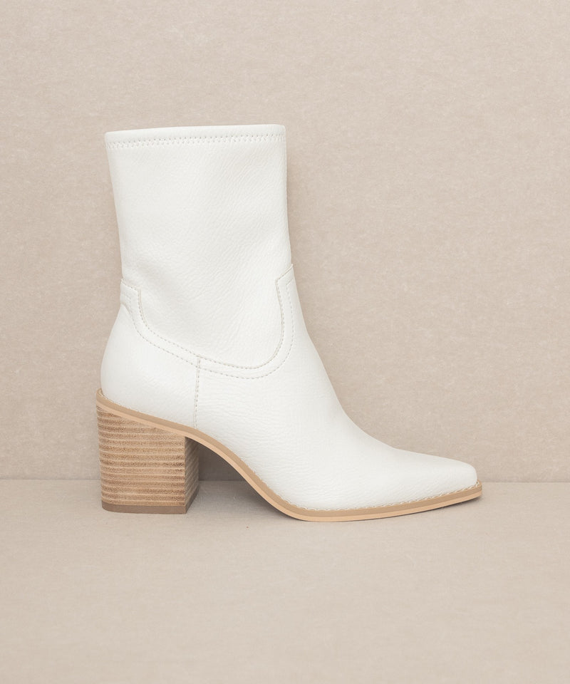 Vienna Sleek Ankle Bootie