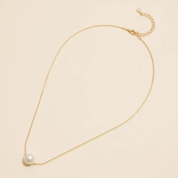 Robyn Pearl Necklace