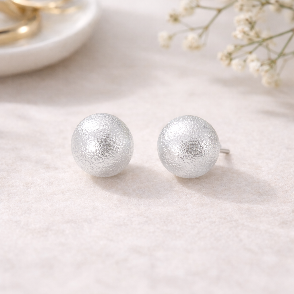 Pearla Stud Earrings