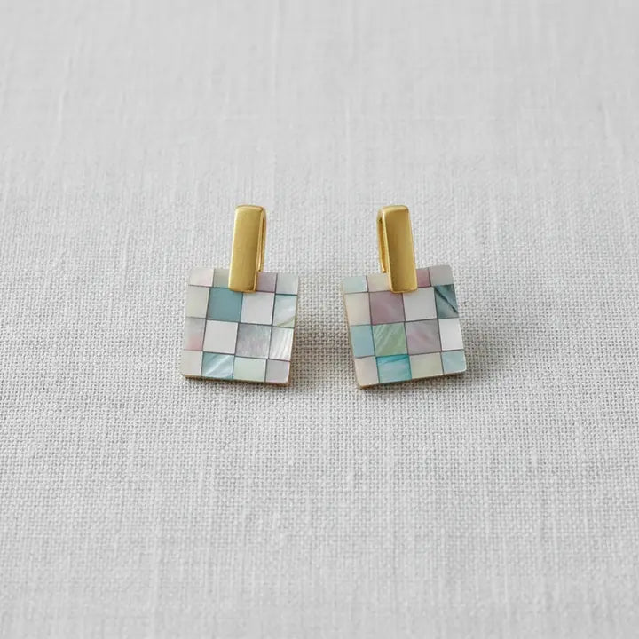 Kay Shell Stud Earrings