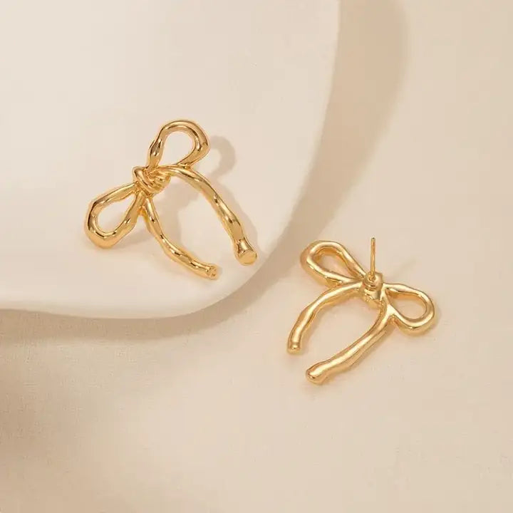 Ellie Gold Bow Earrings