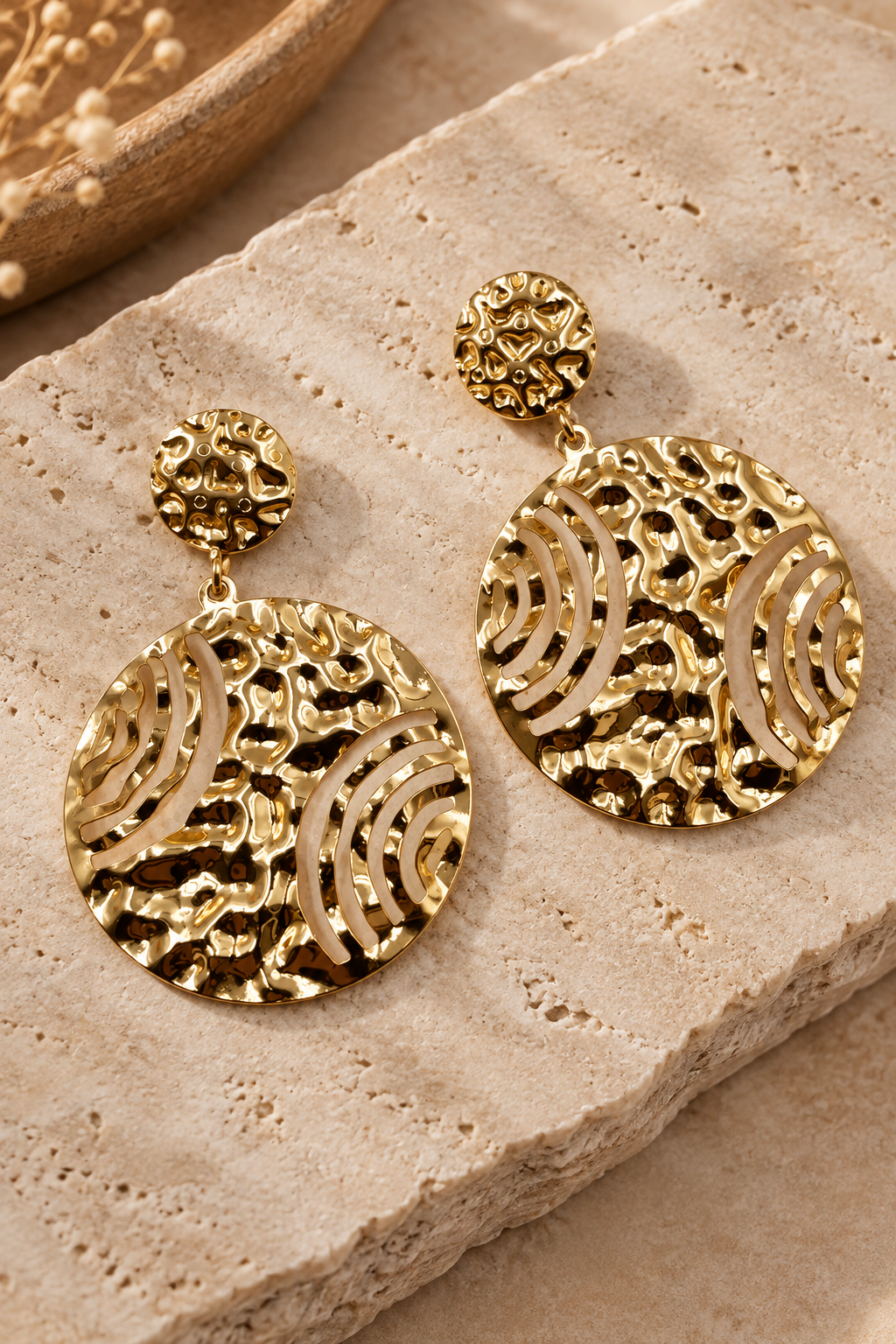 Tobias Hollow Out Gold Earrings