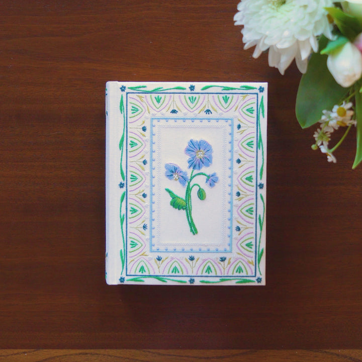NLT Notetaking Bible | Lisbon Theme