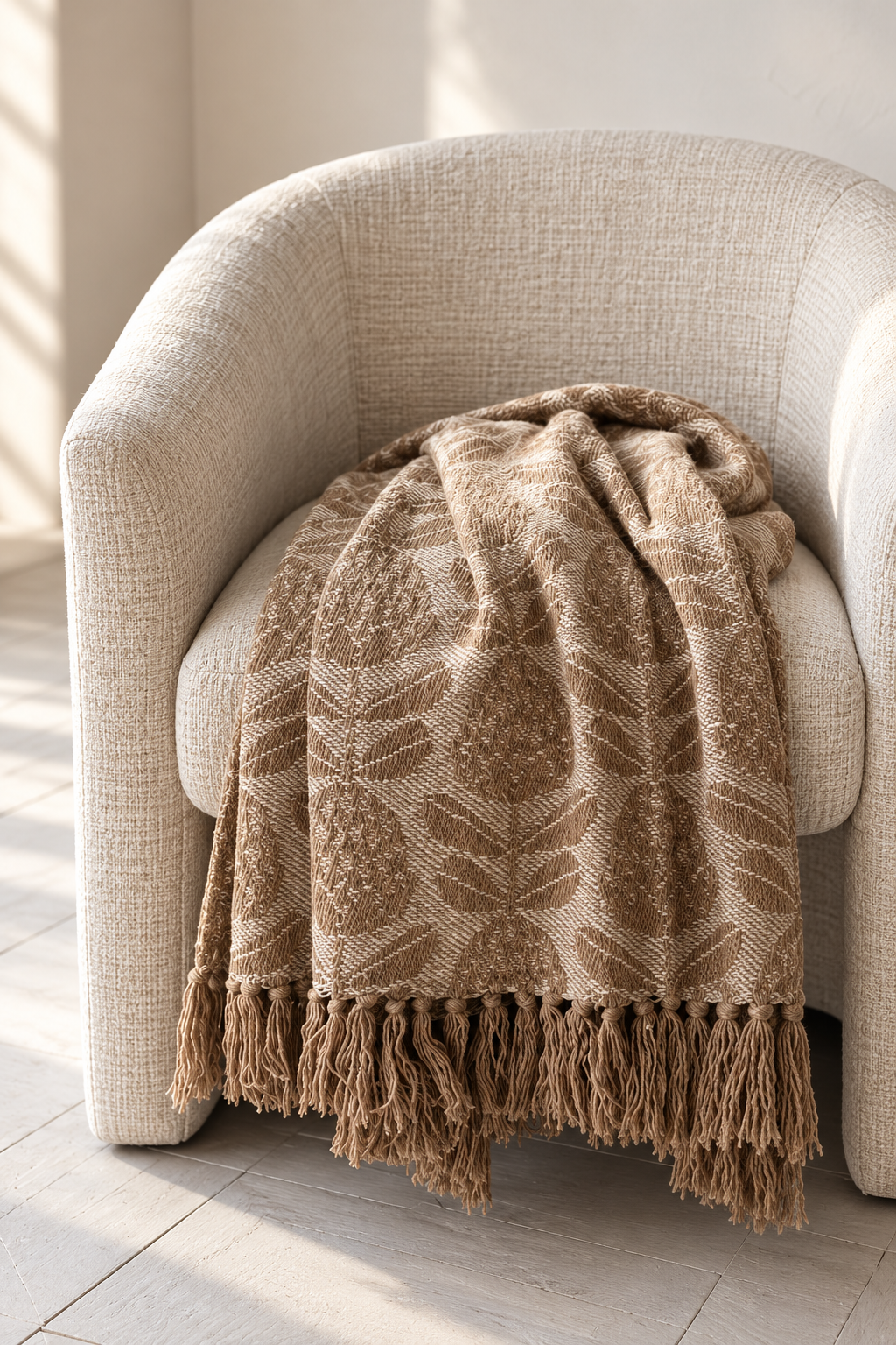 Jacquard Floral Pattern Throw