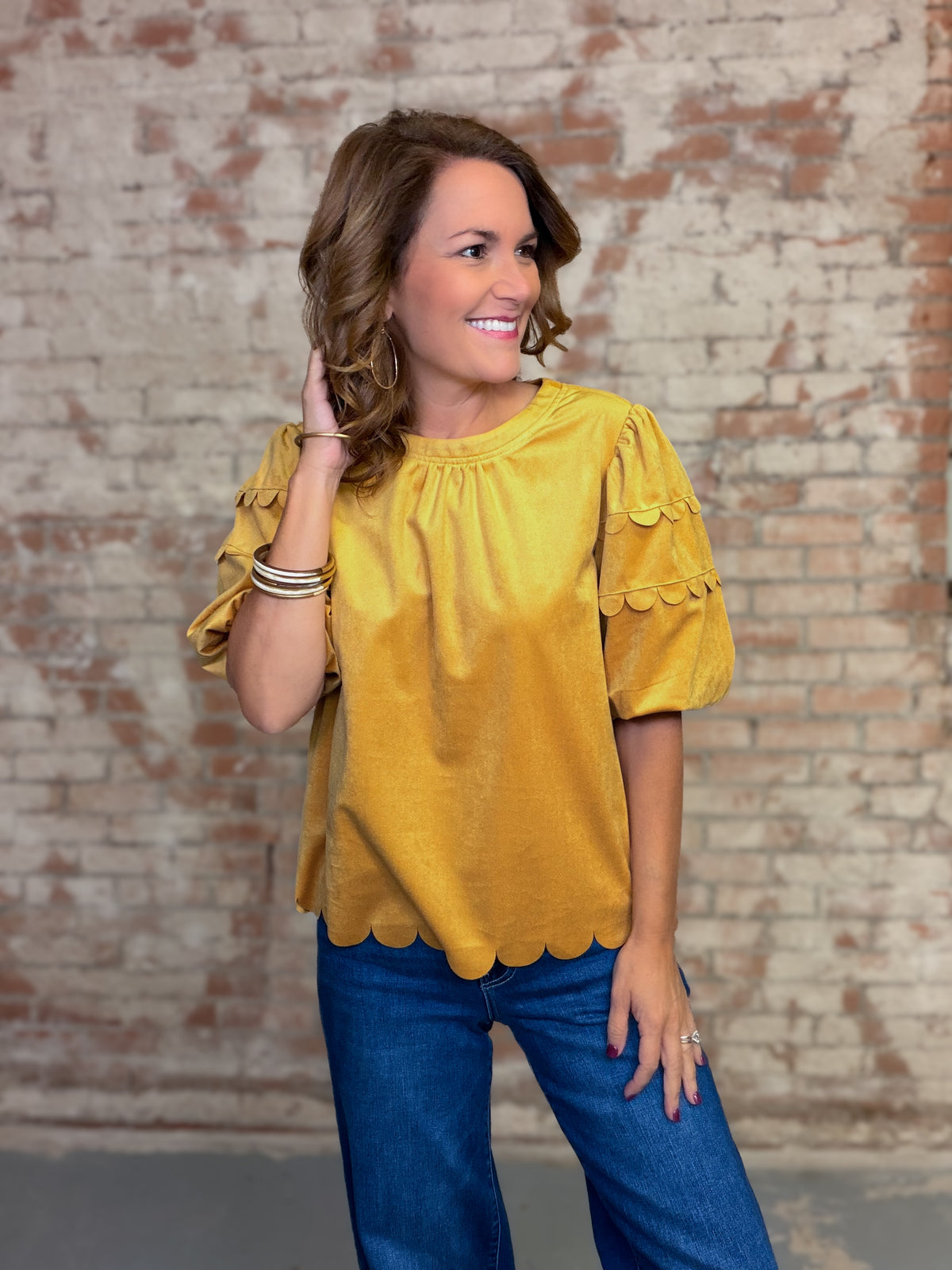 Myrtle Scallop Detail Top