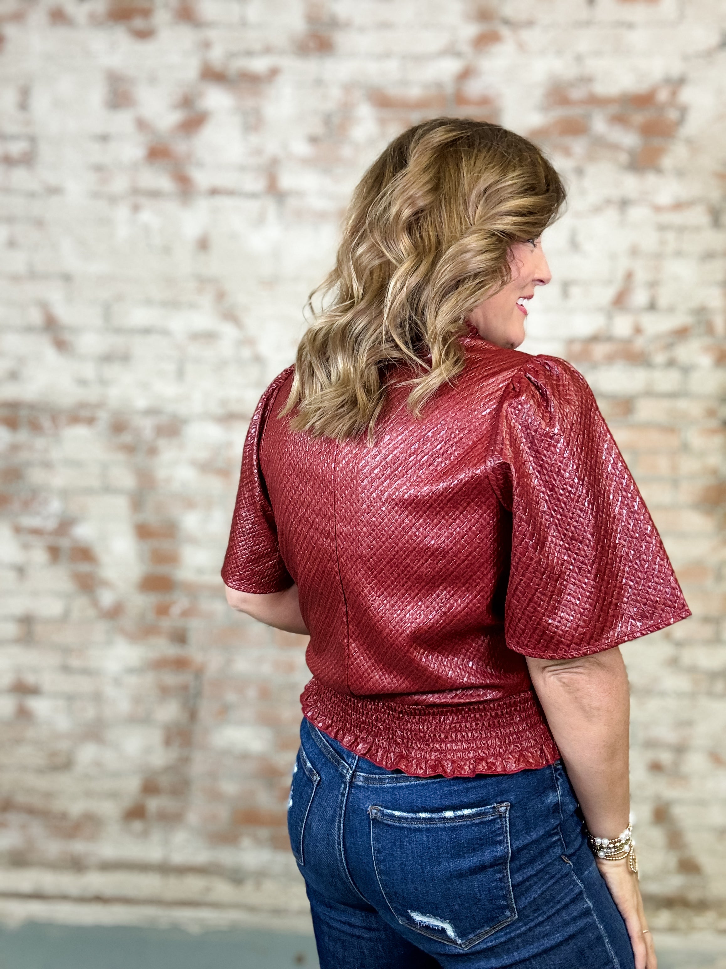 Holbrook Solid Textured Top