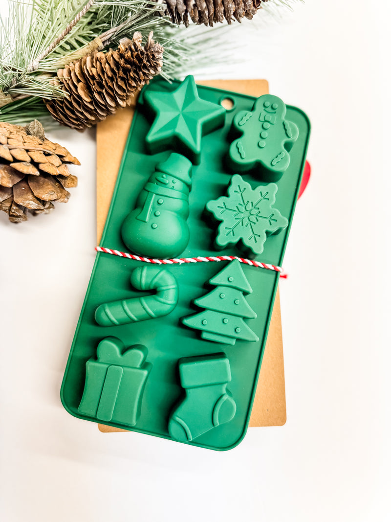Mud Pie Green Christmas Baking Mold Set