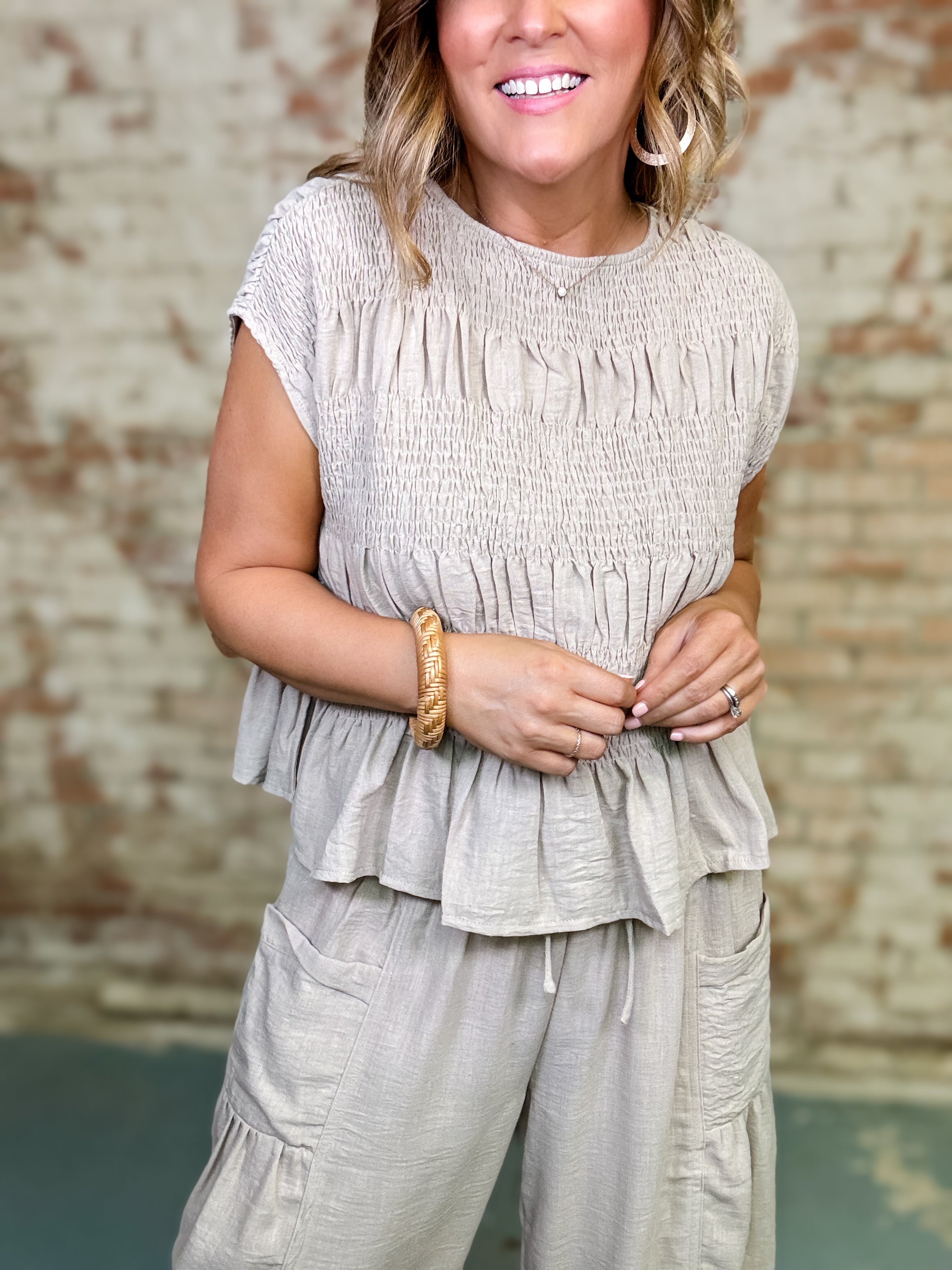 Lassister Smocked Set