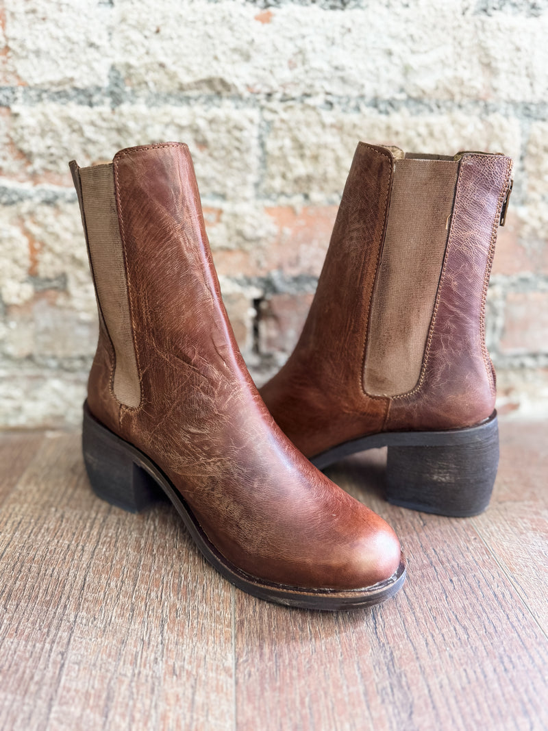 Campello Vintage Tan Boots