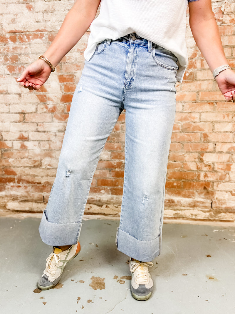 Caselton Cropped Wide Leg Jeans