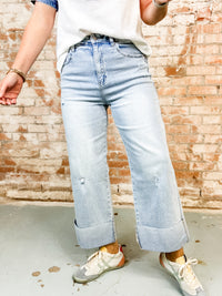Caselton Cropped Wide Leg Jeans