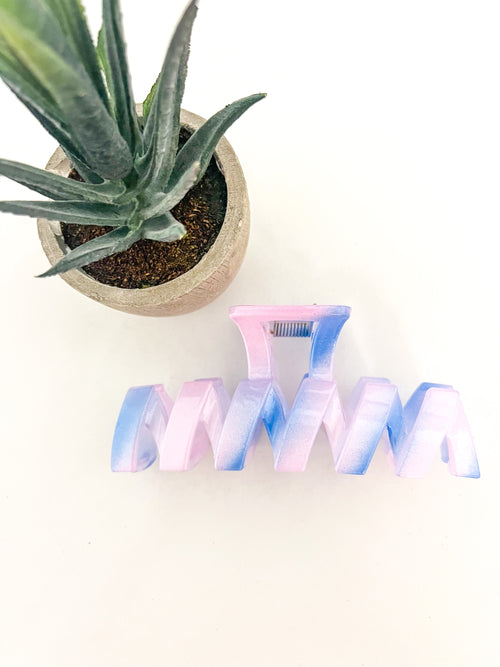 Shimmering Marbled Zig Zag Hair Claw