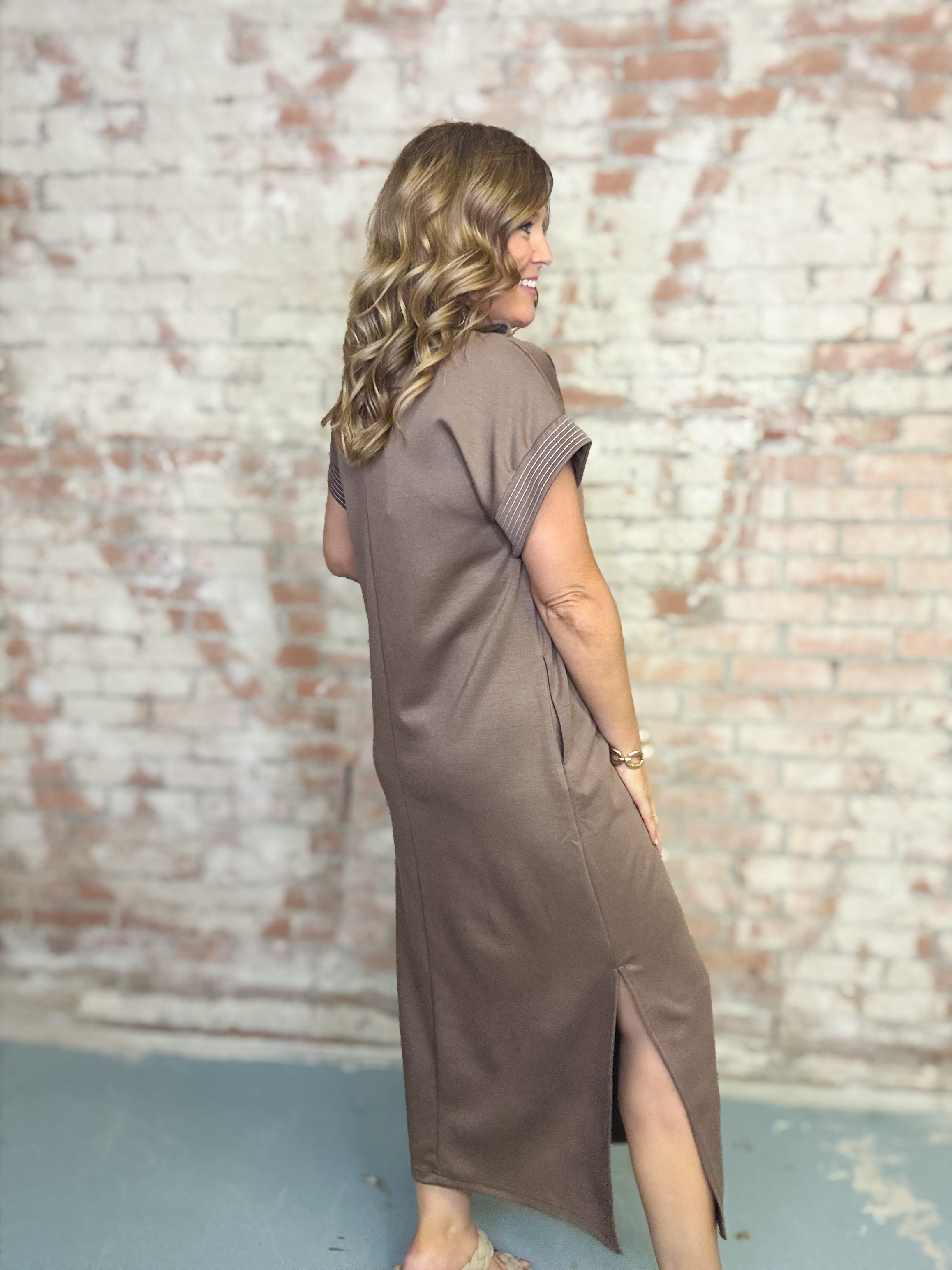 Jaidee Solid Midi Dress