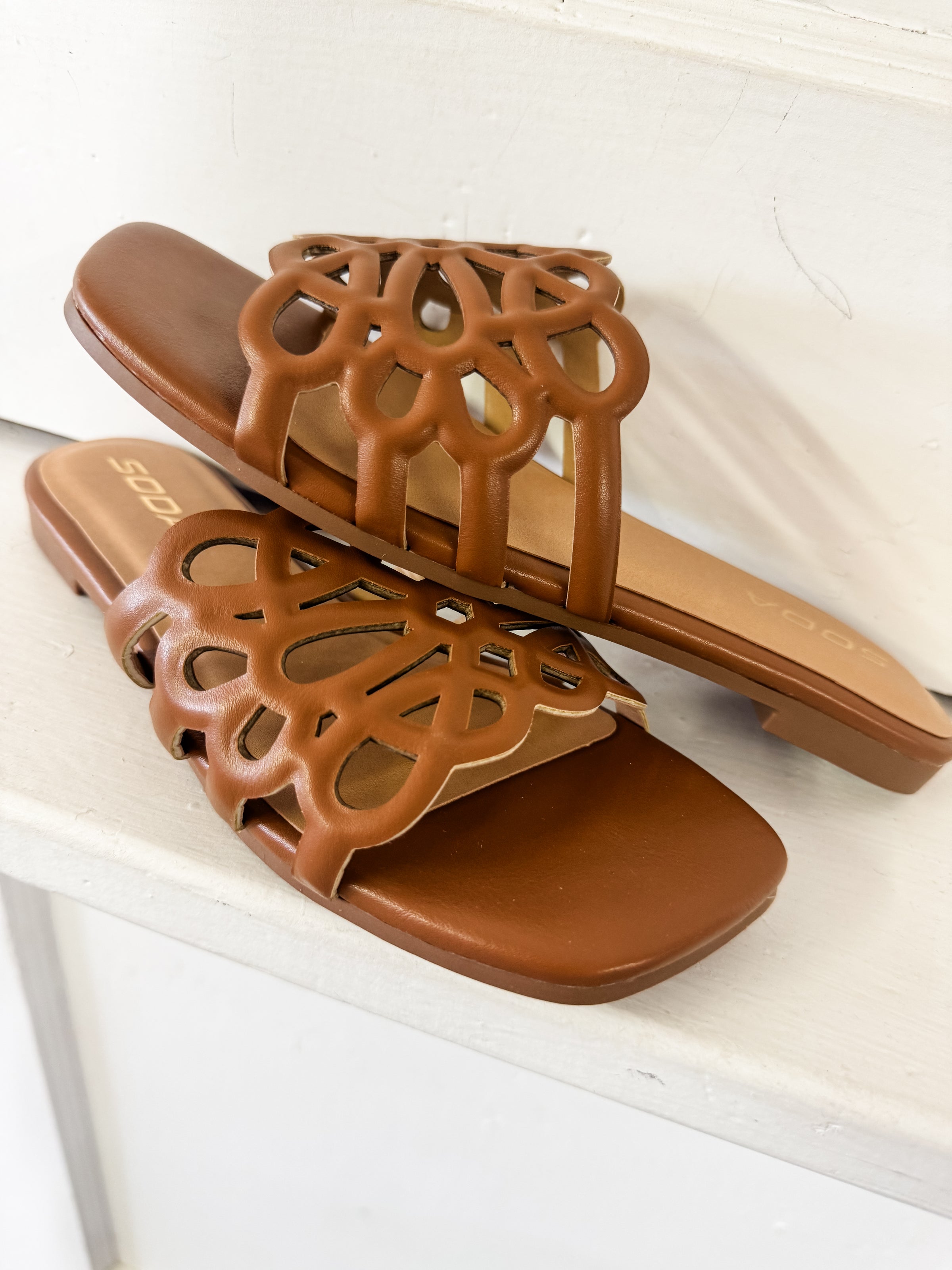Thesia Geometric Strap Sandal
