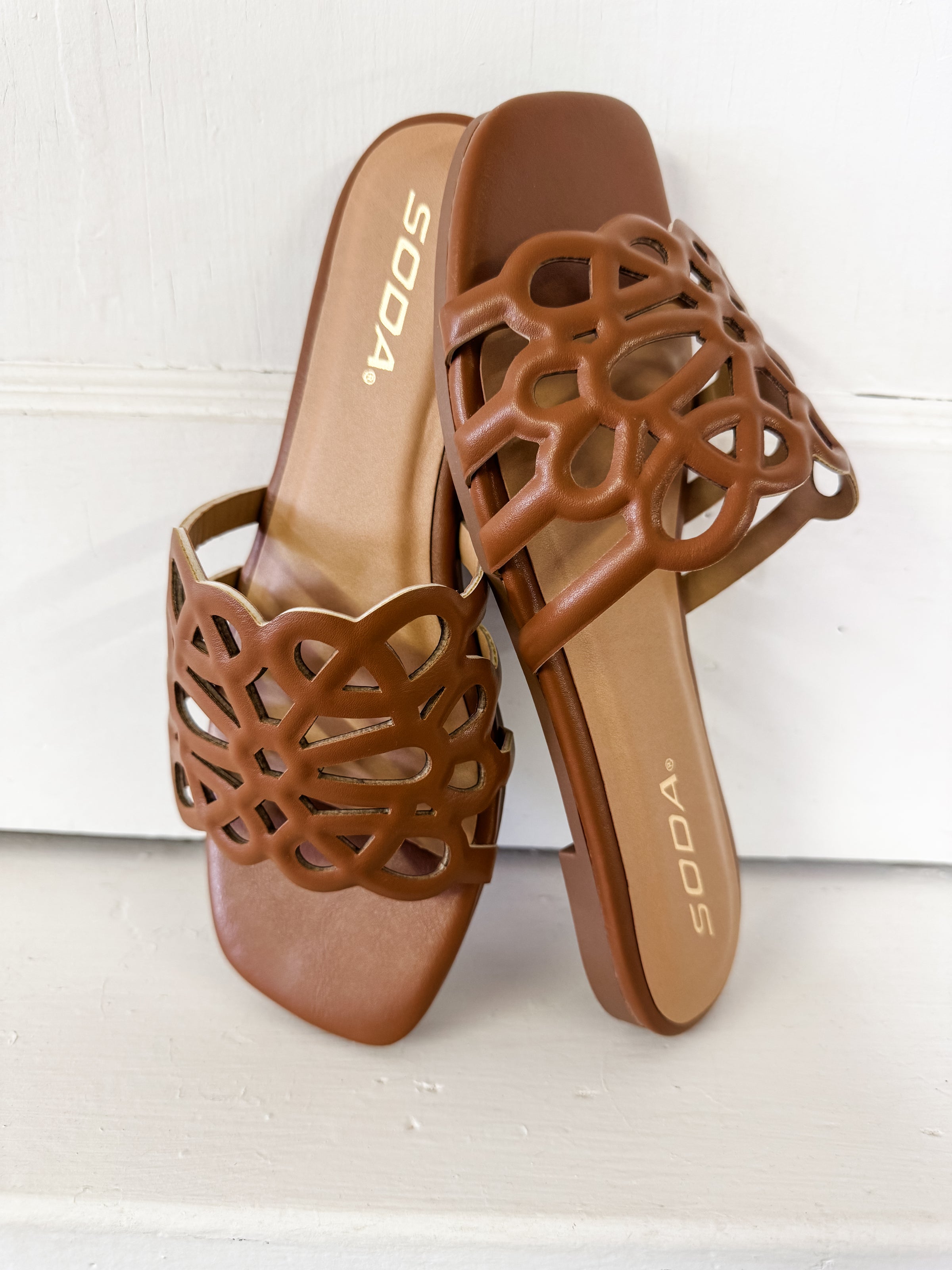 Thesia Geometric Strap Sandal