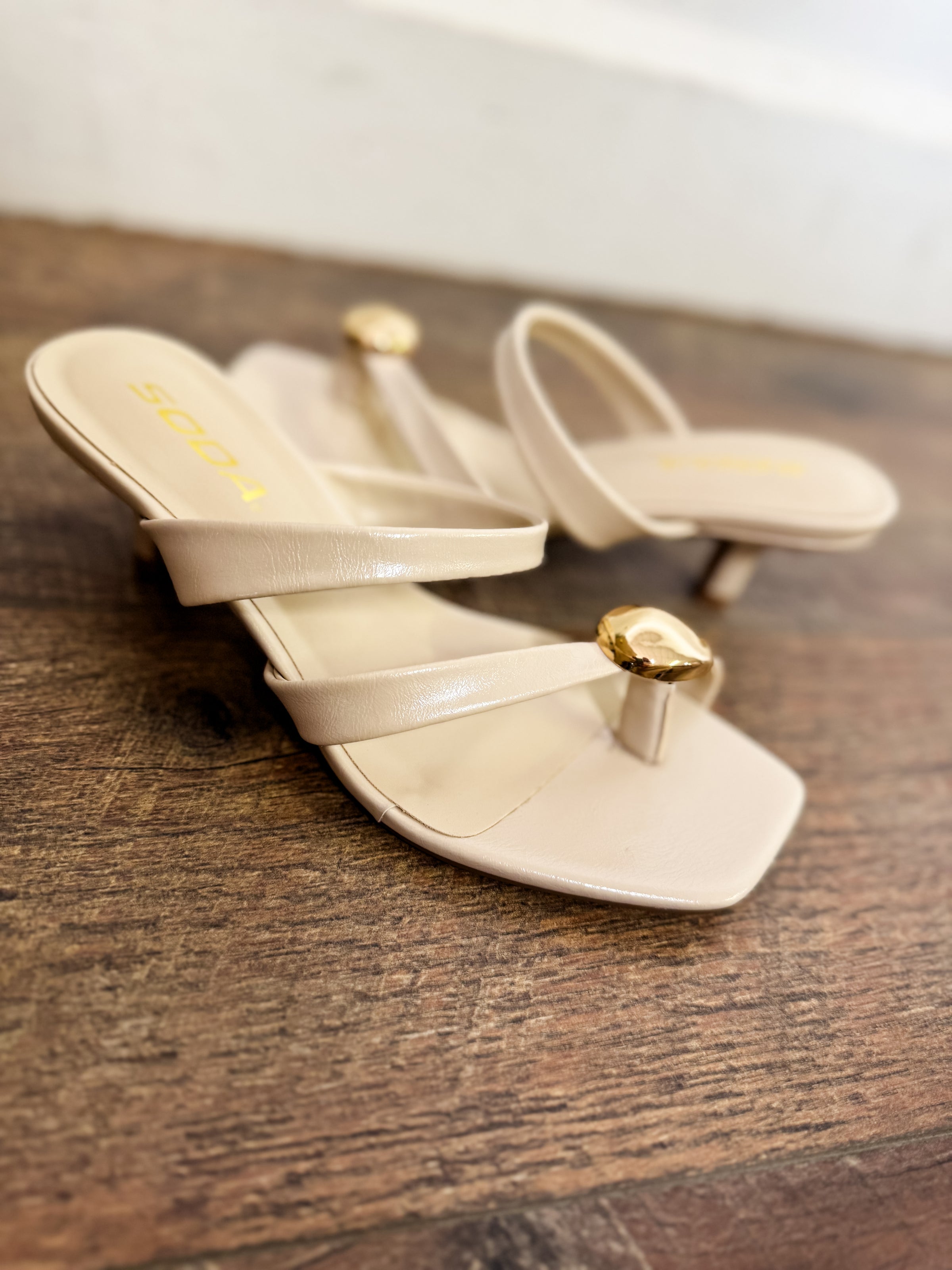 Vanesa Toe Strap Heel