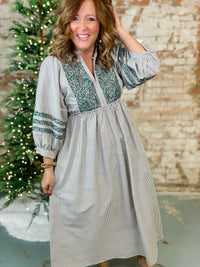 Zyn Embroidered Dress