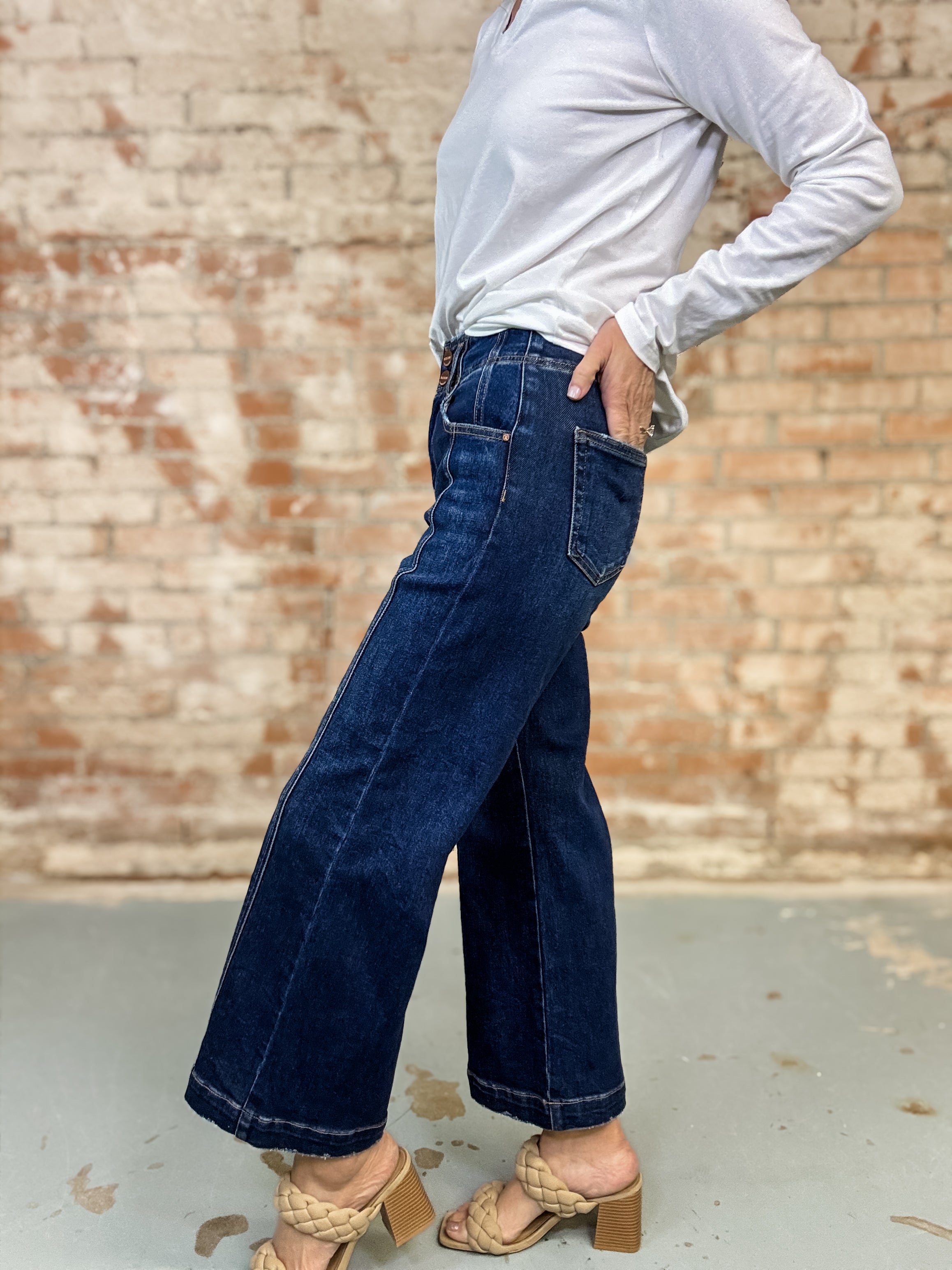 Leo High Rise Crop Front Seam Jeans