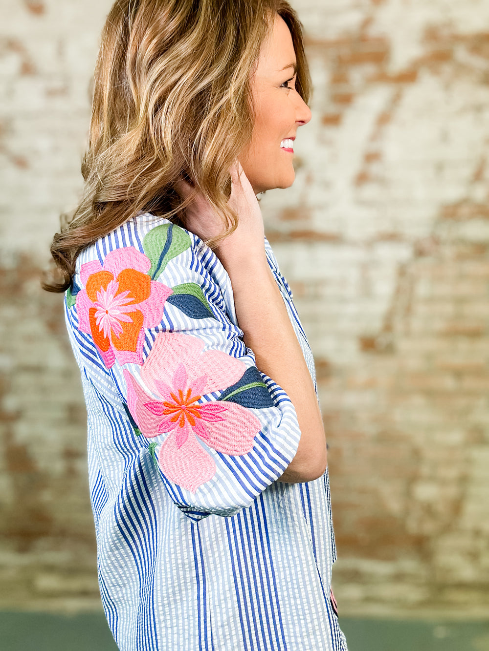 (THML) The Sariah Embroidered Stripe Top-Blue