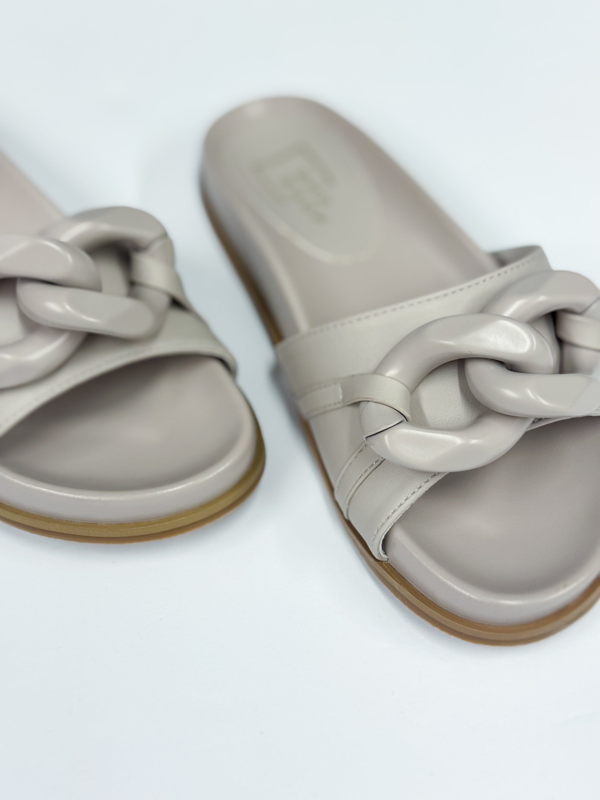 Shu Shop Noah Sandal
