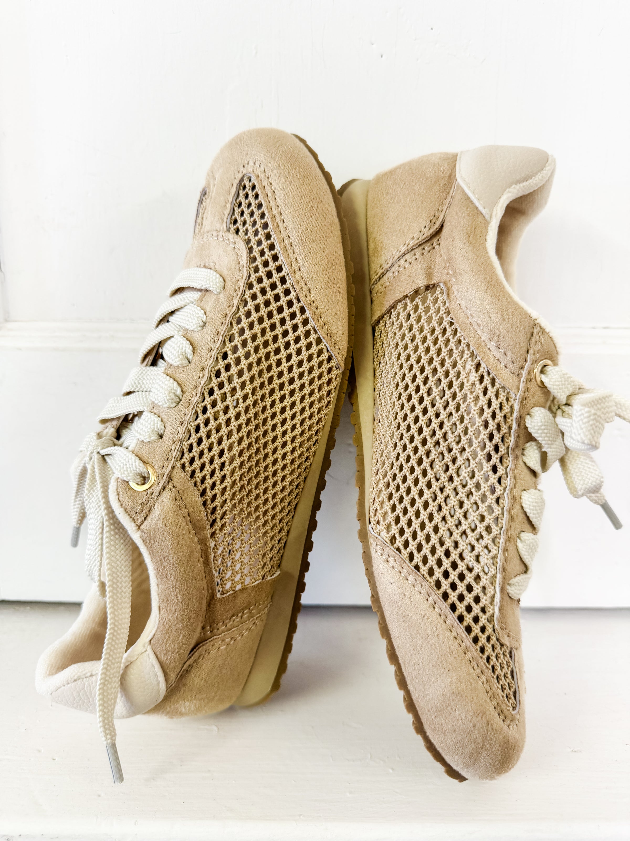 Canelo Mesh Sneaker