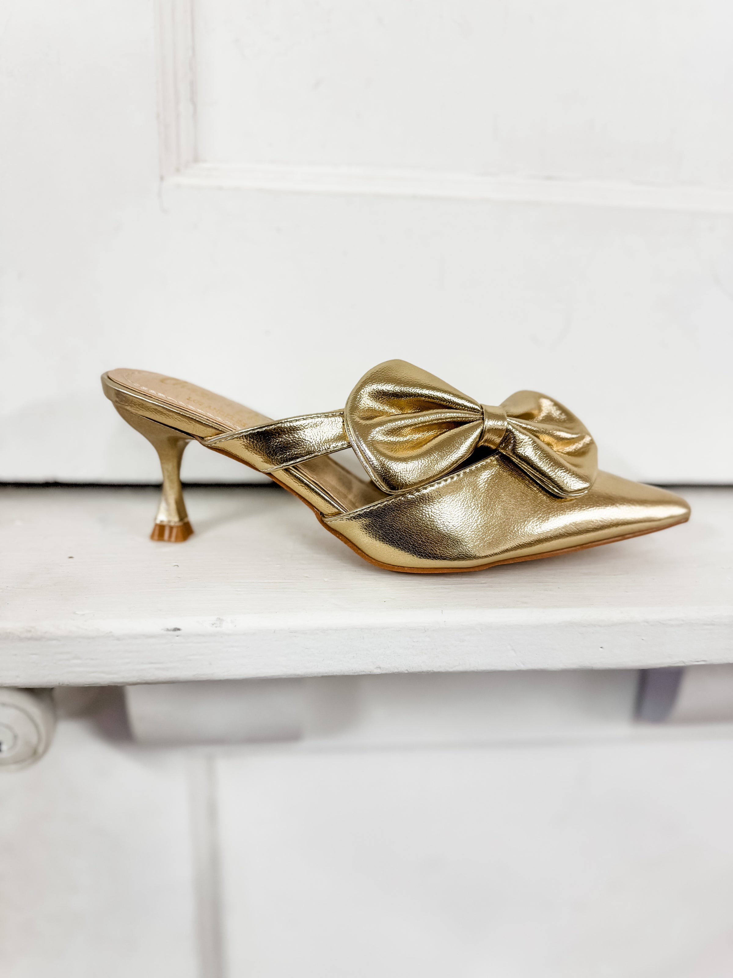 Dandy Bow Kitten Heel