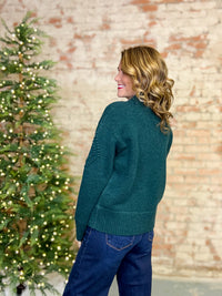 Kelynn Solid Sweater Top