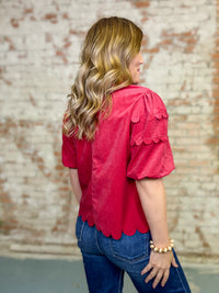Noellia Scallop Detail Top