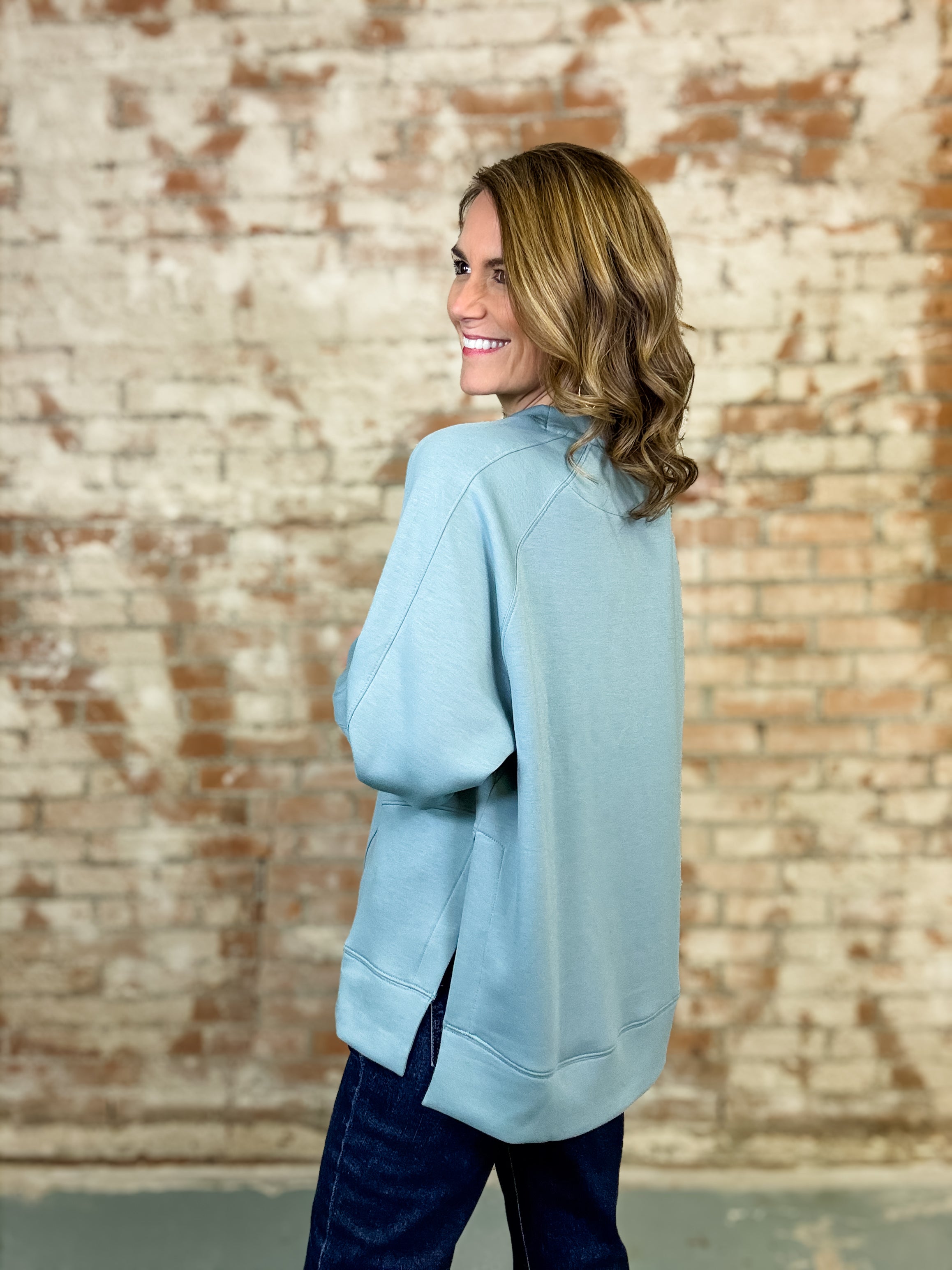 Jaylie Lux Pullover