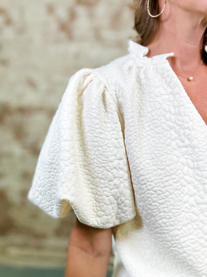 THML Sheila Textured Puff Sleeve Top