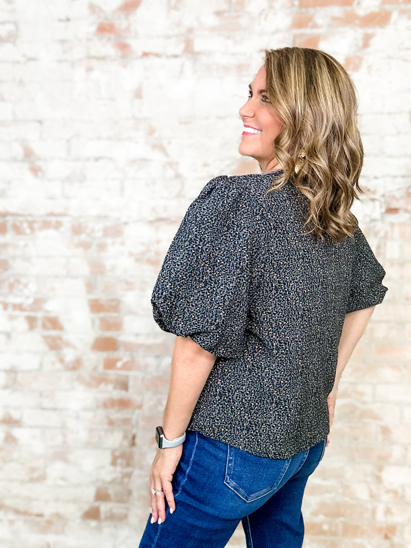 THML Atchison Cheetah Puff Sleeve Top