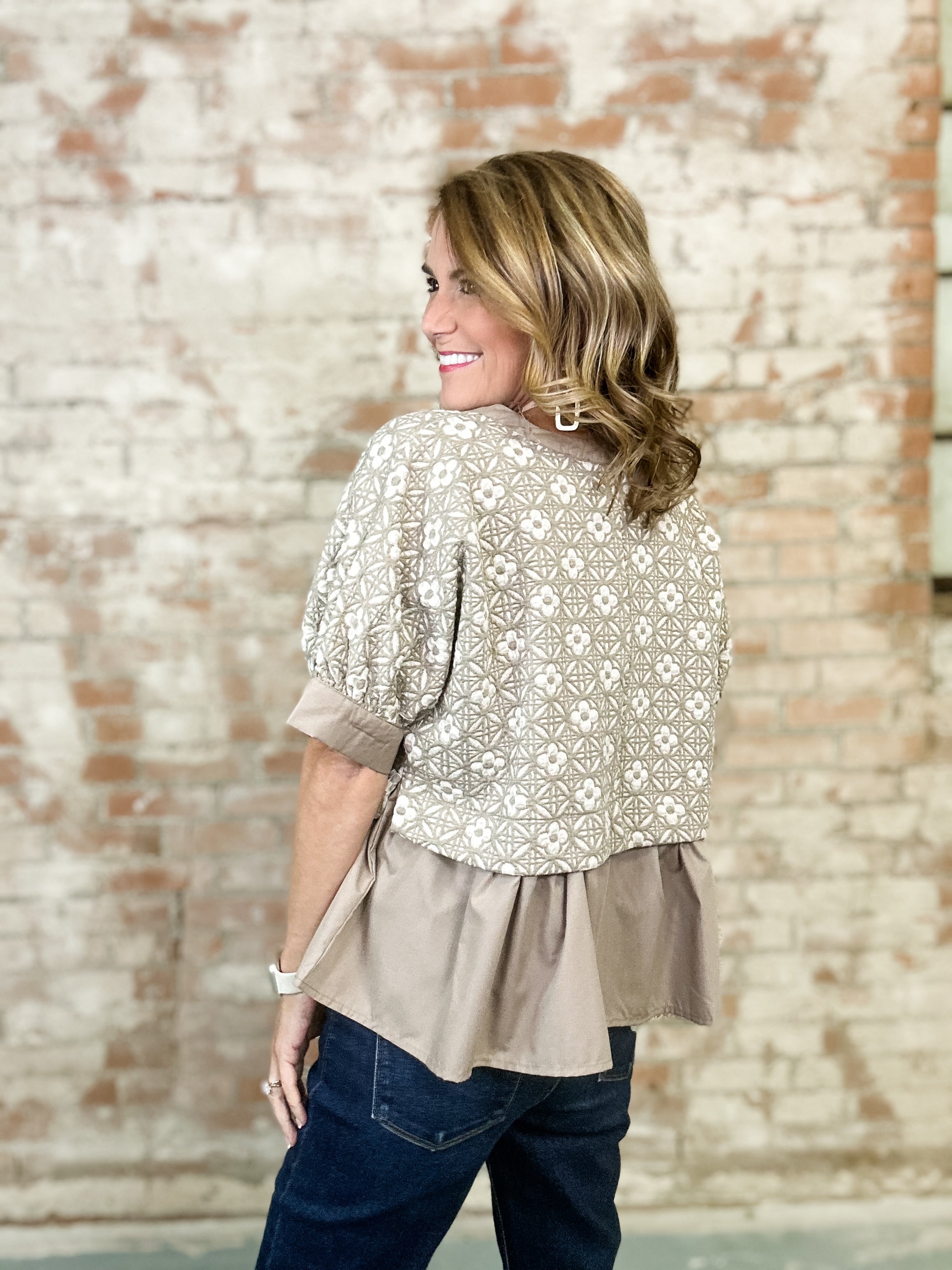 Scotty Pullover Top