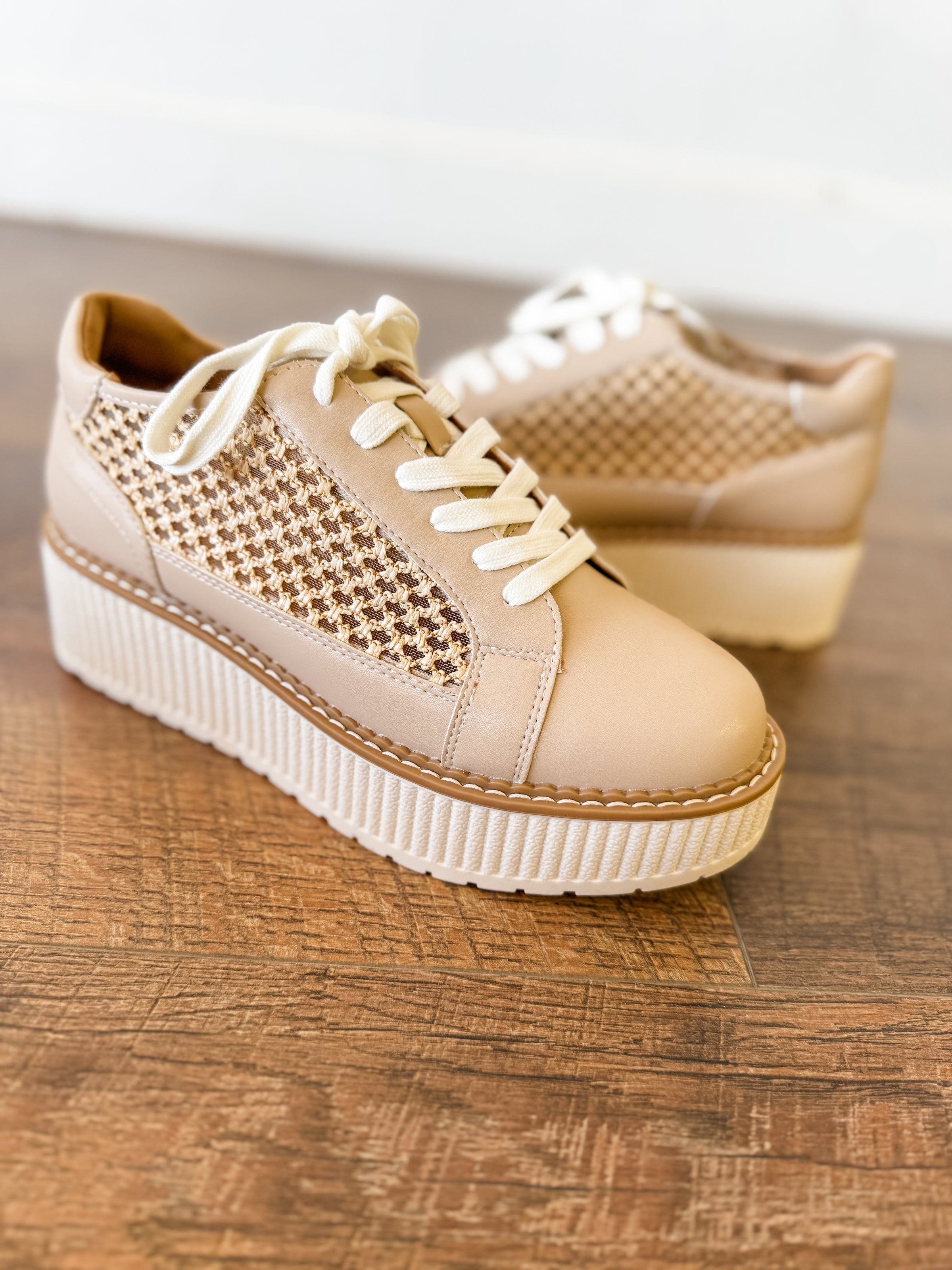 Yellowbox Mercer Mesh Flatform Sneaker
