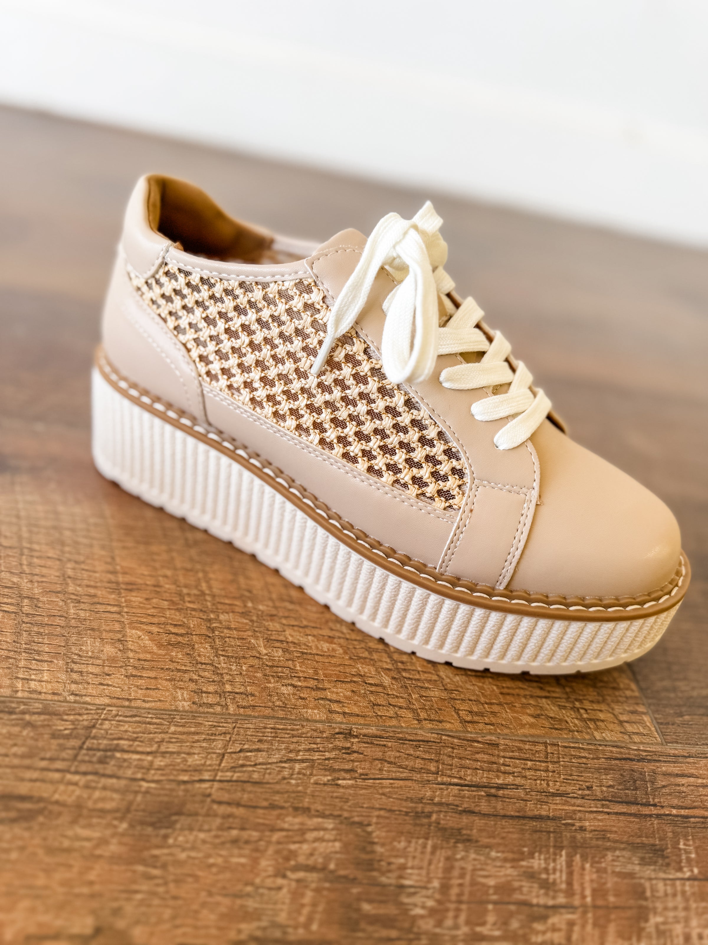 Yellowbox Mercer Mesh Flatform Sneaker