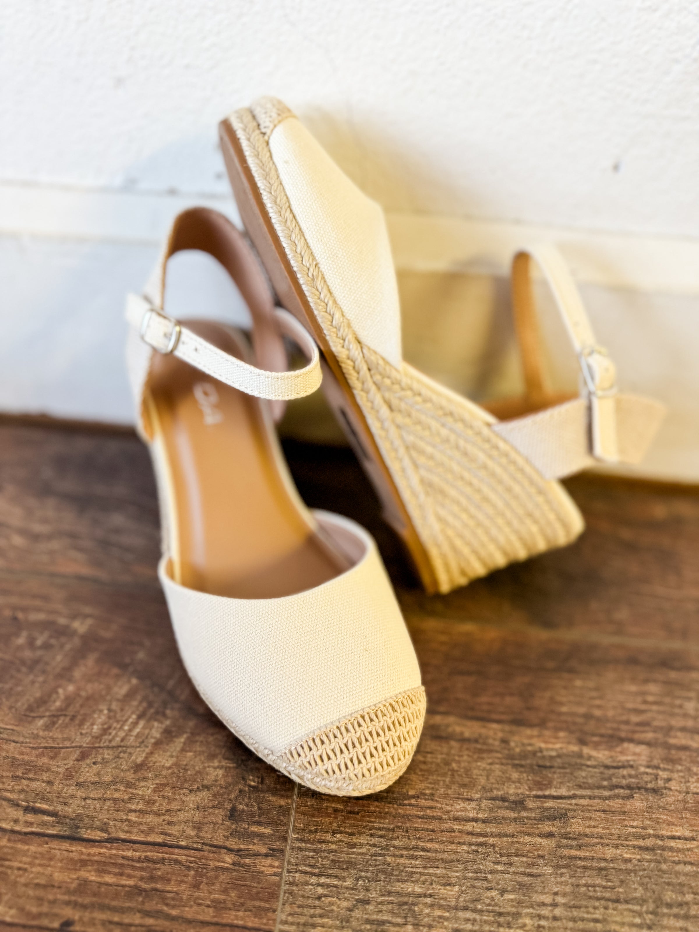 Nash Wedge Sandal