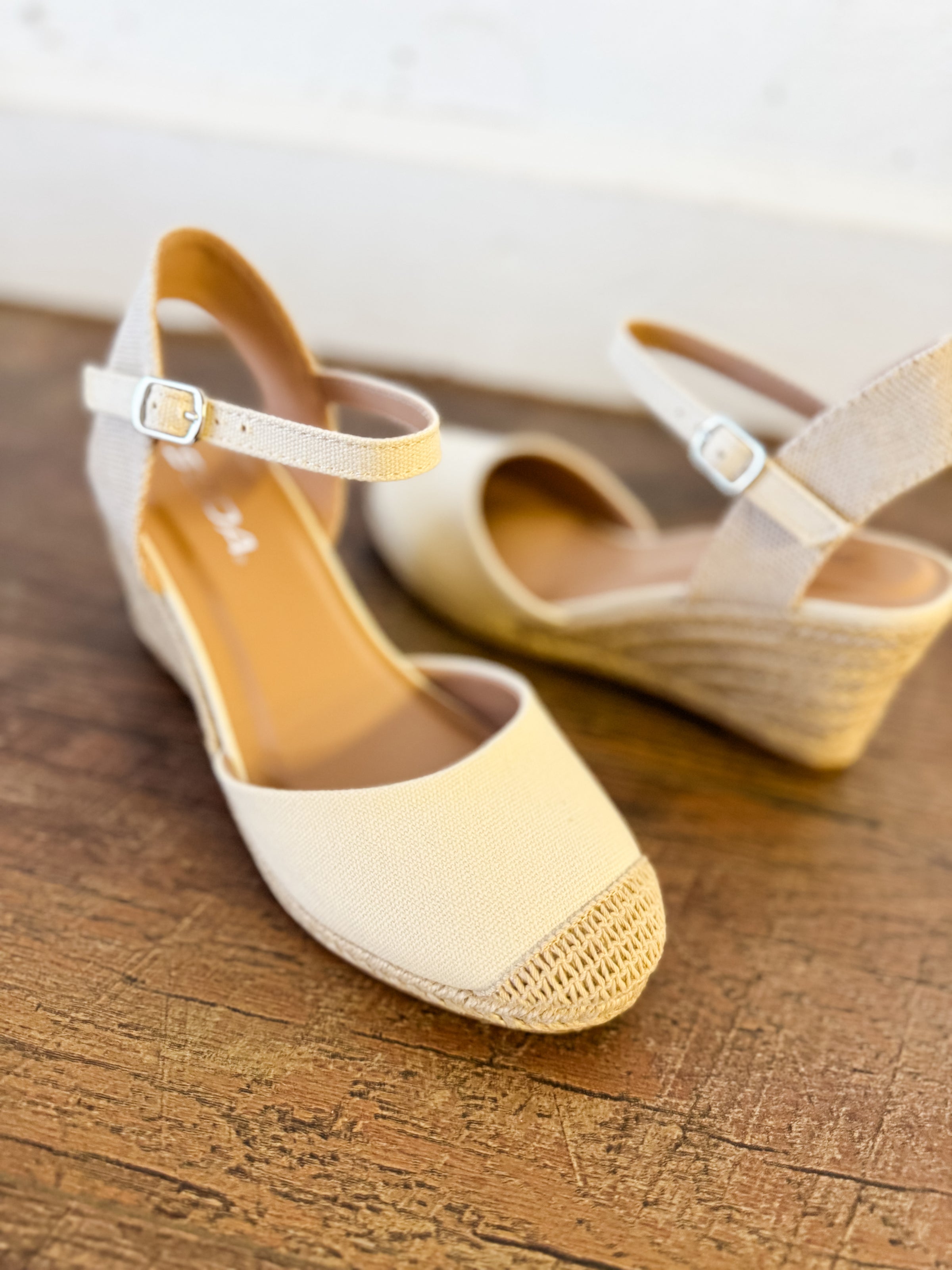 Nash Wedge Sandal