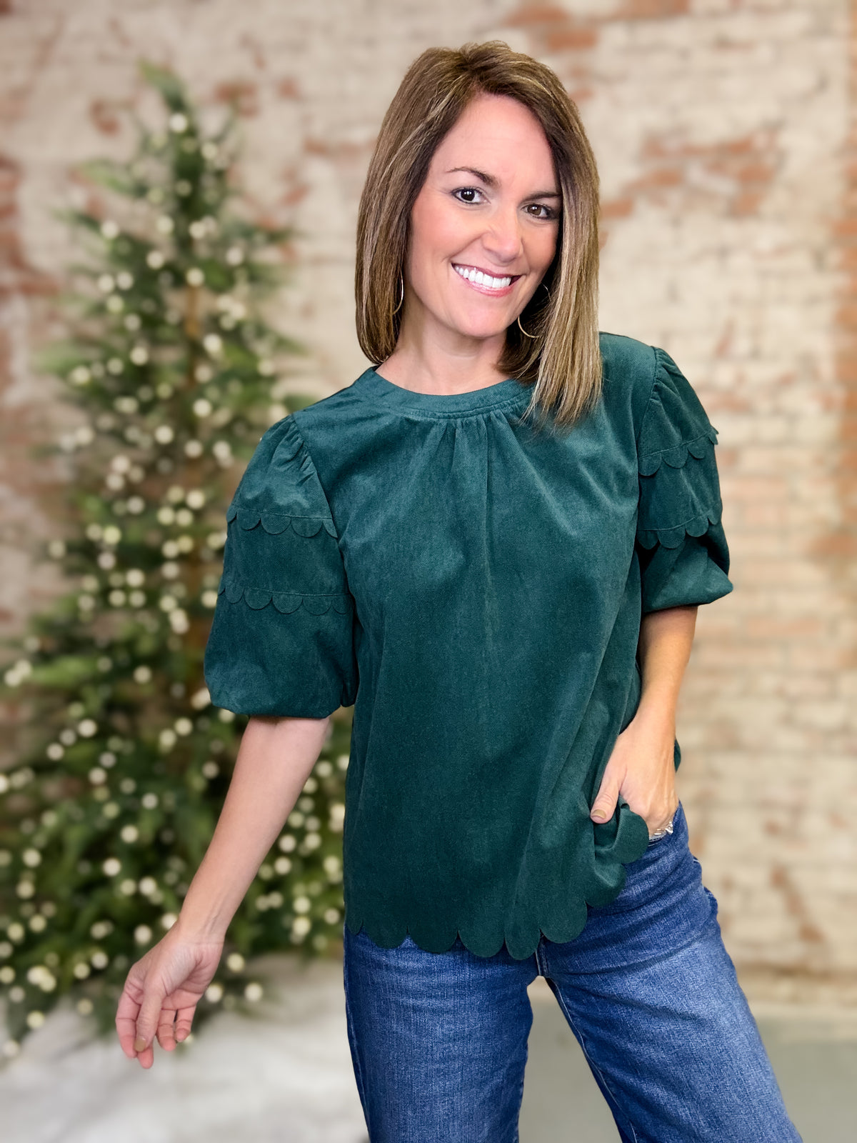 Everest Scallop Detail Top