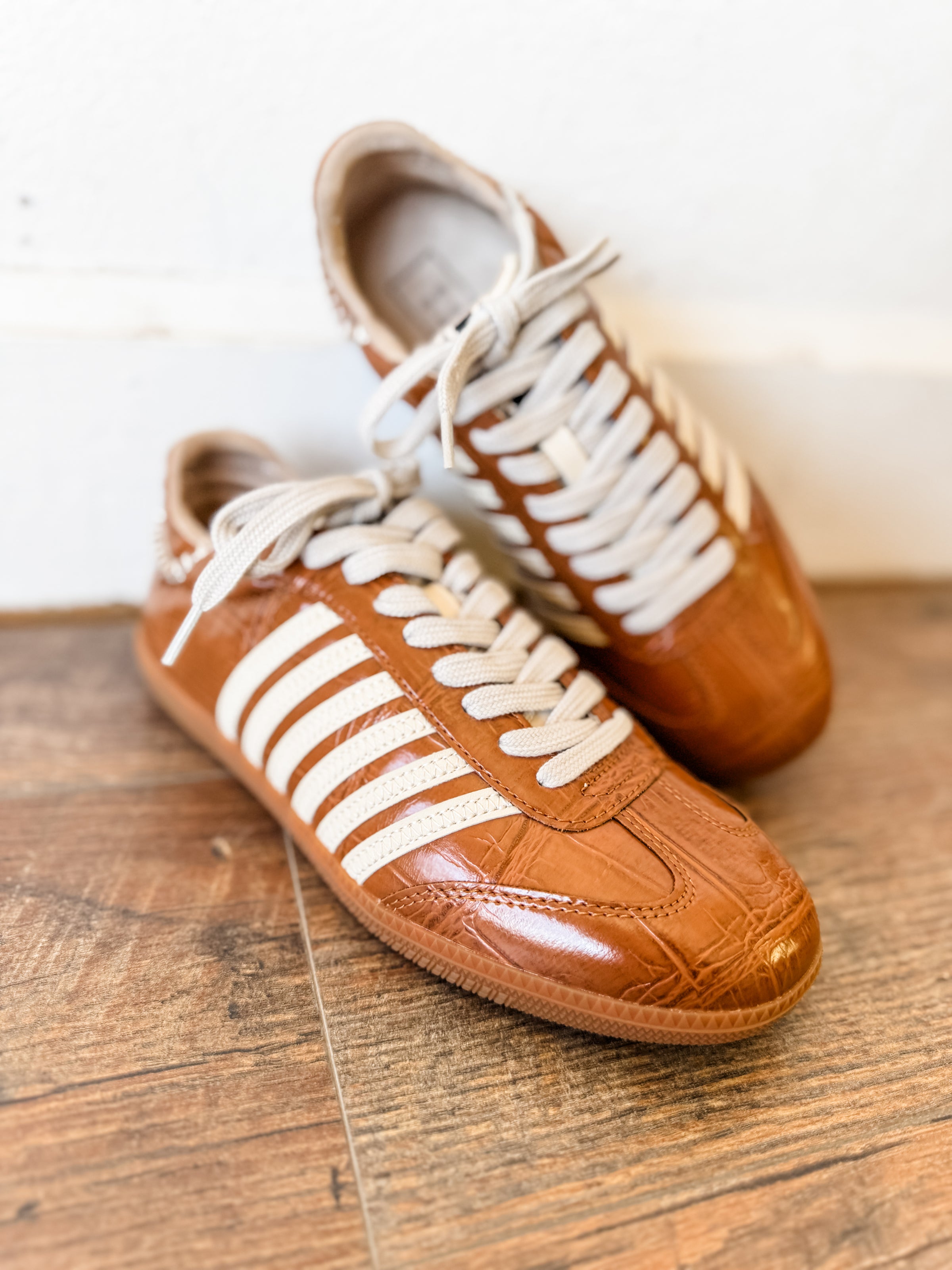 Shu Shop Stella Sneaker | Camel