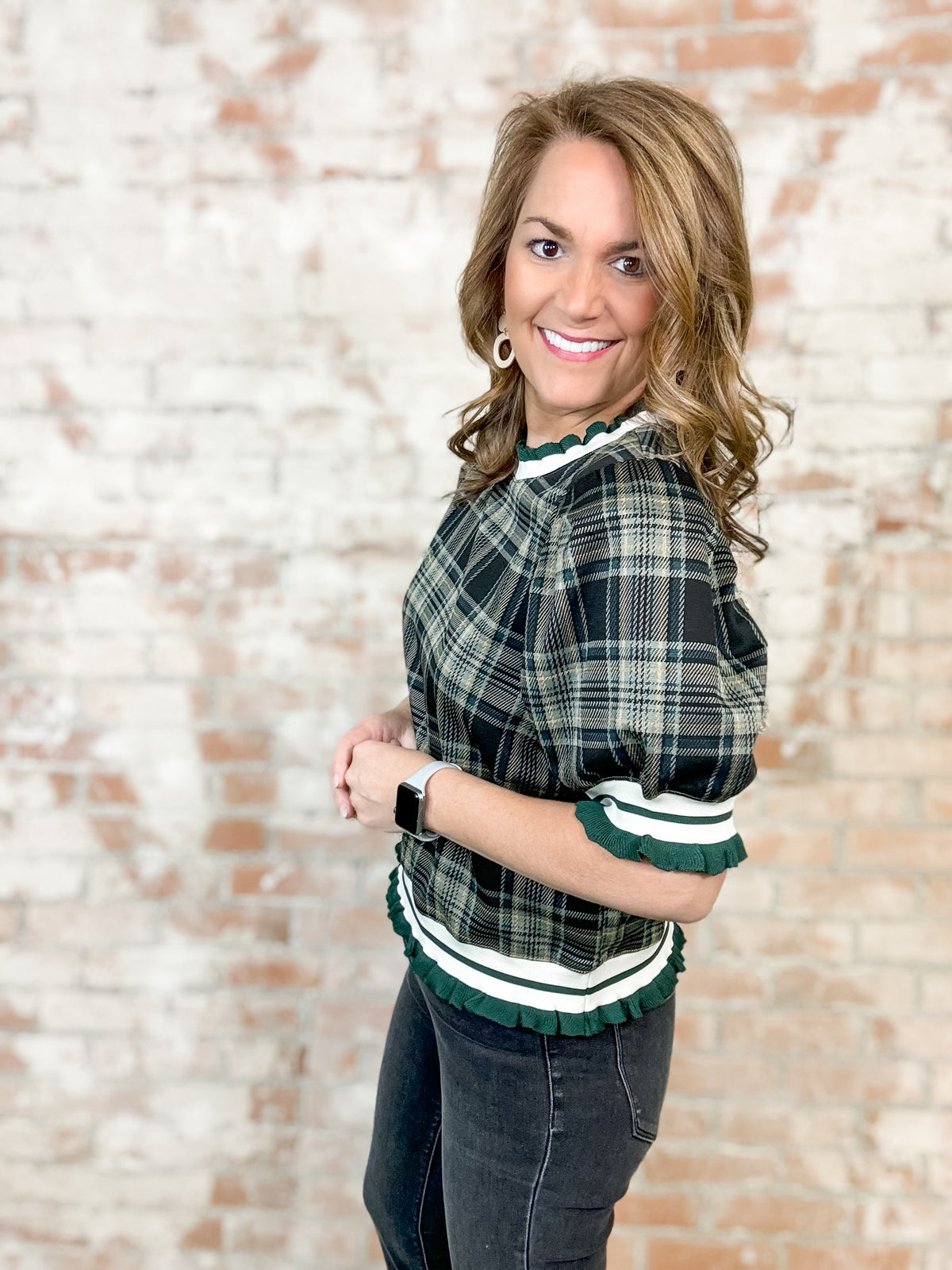 Pine Plaid Ruffle Edge Band Top