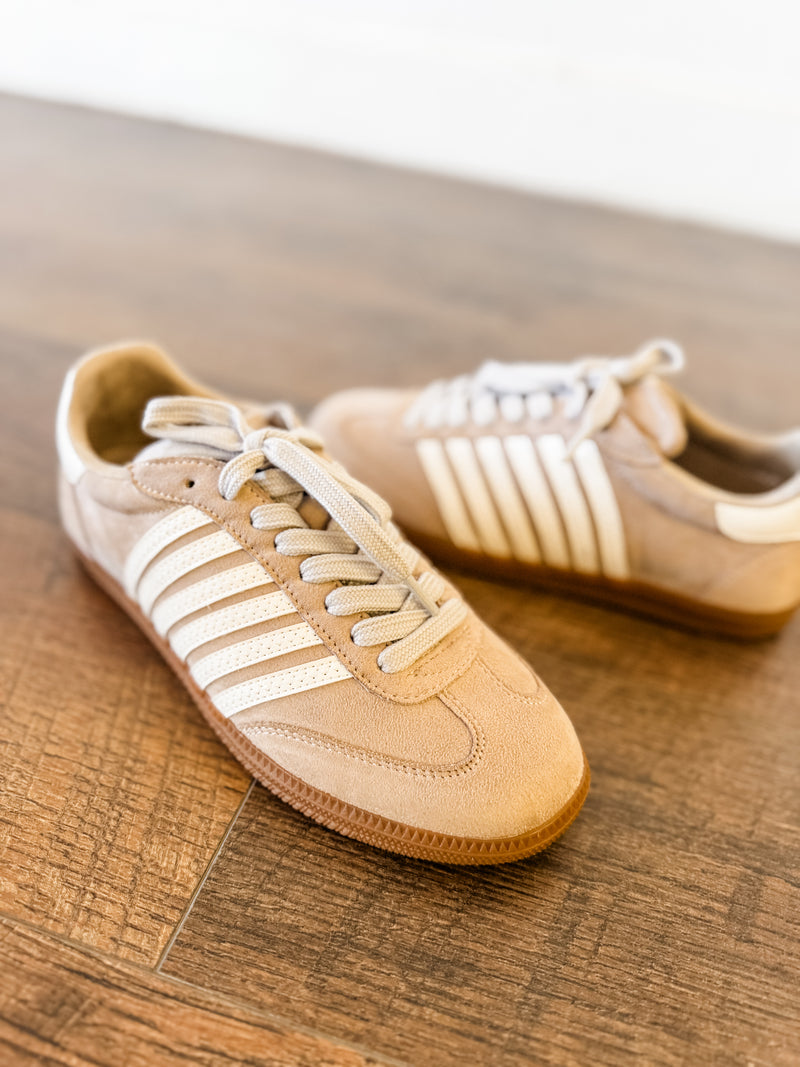 Rylin Shu Shop Sneaker