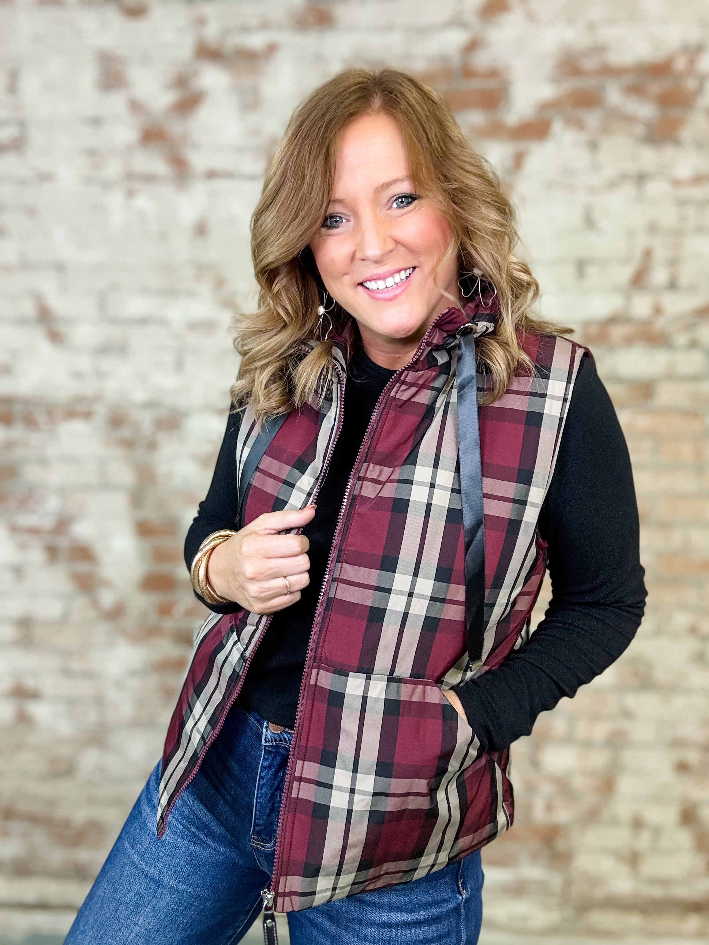 Hollow Plaid Vest