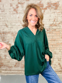 Khris Raglan Sleeve Top