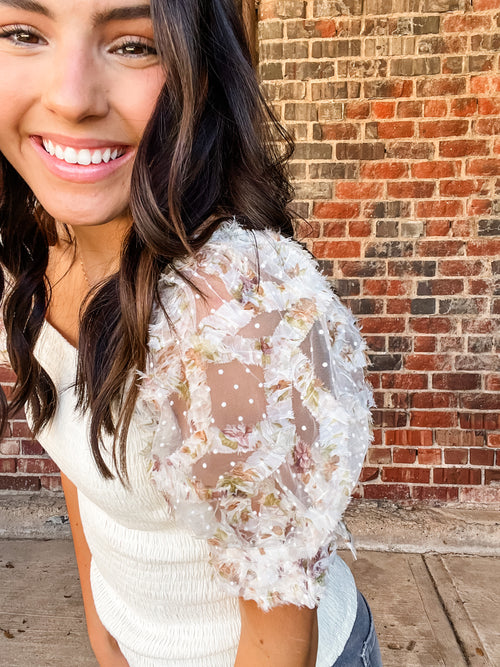 Frill Textured Puff Sleeve Top