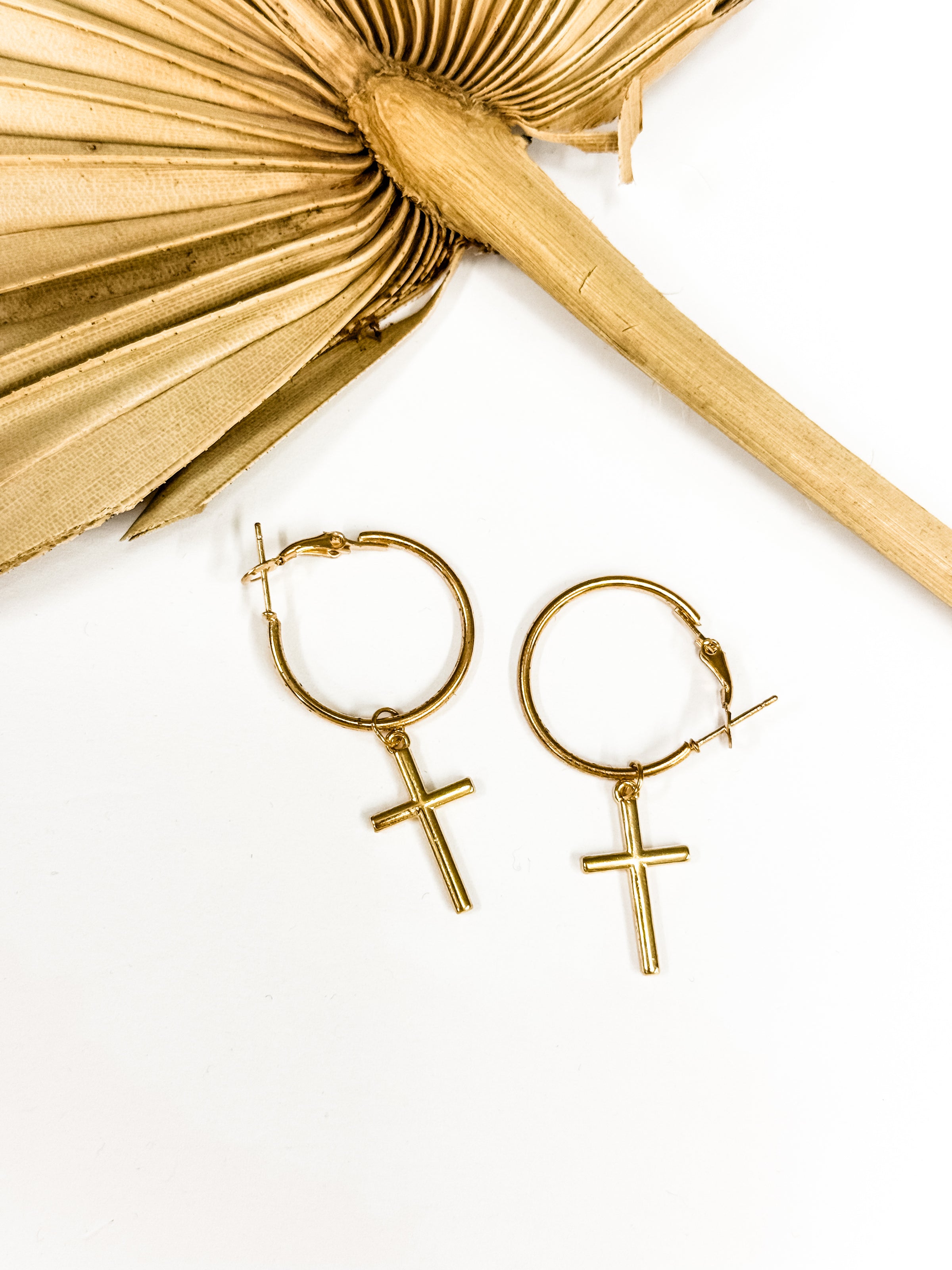 Eve Cross Earring