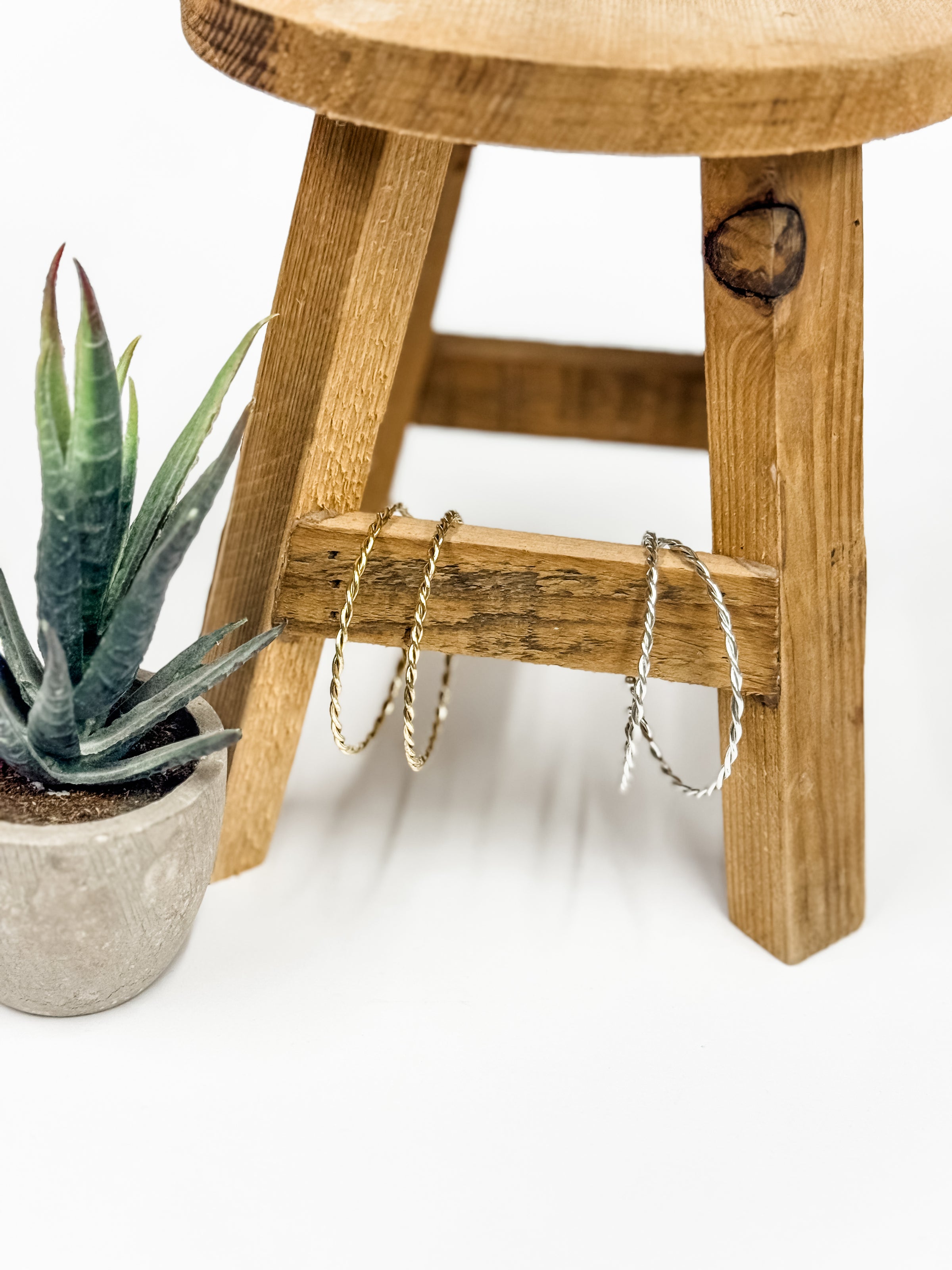 Windy Twisted Wire Hoop Earring