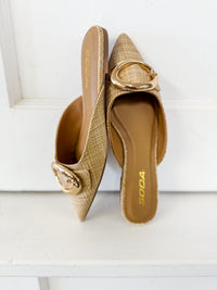Justina Natural Flat