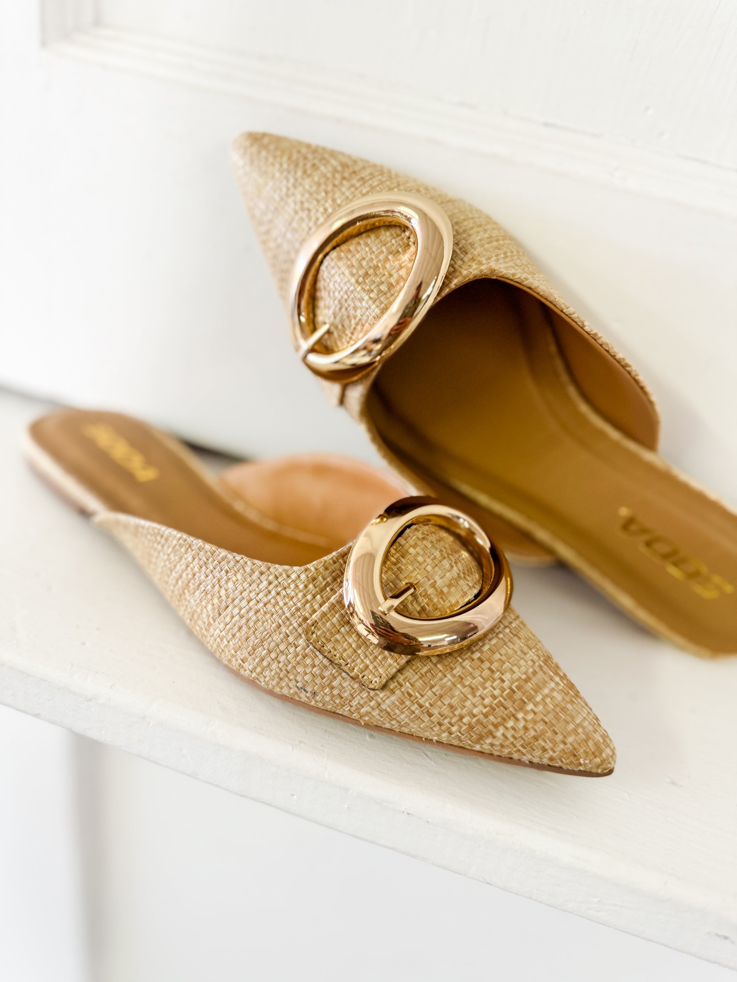 Justina Natural Flat