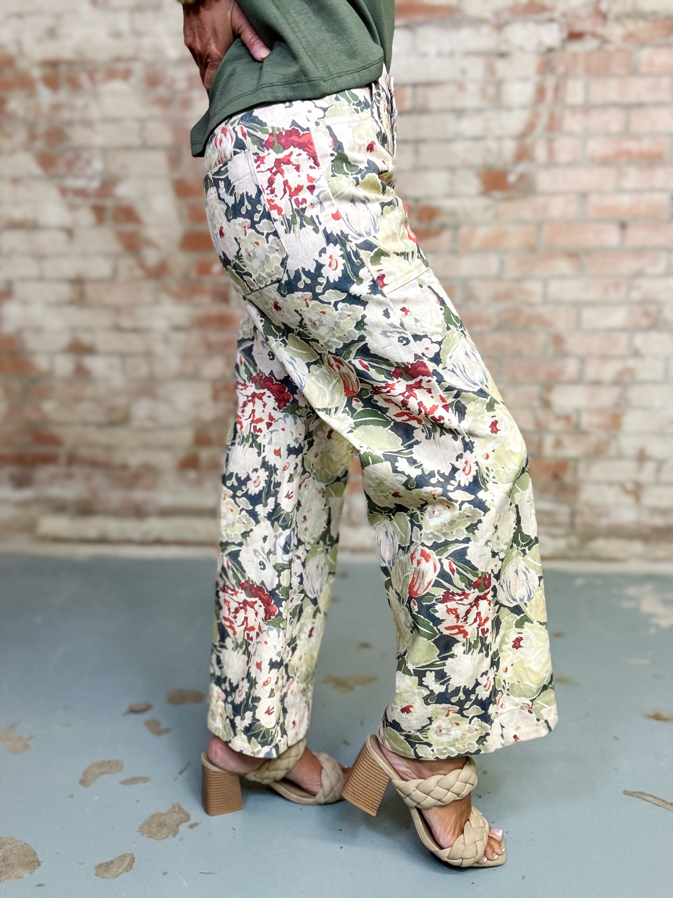 Makenna Floral Pants